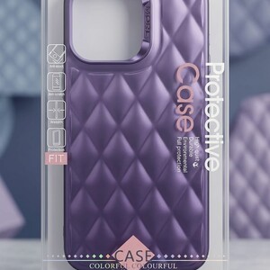 LuxeDiamond Case – كفر الحماية الهندسي الفاخر (إصدار آيفون 15 برو ماكس).