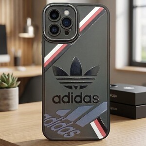 كفر "أديداس كلاسيك" الرياضي - إصدار الآيفون 12 برو